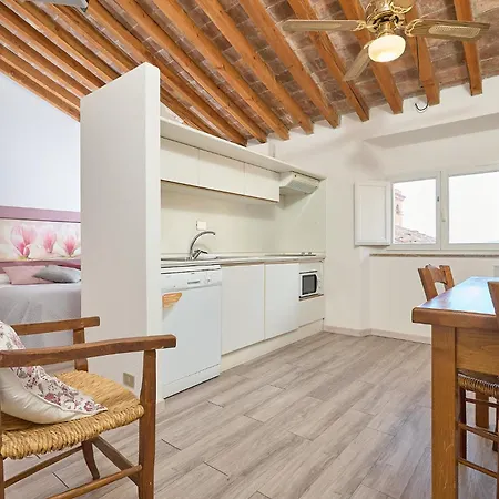 Il Chiostro & Apartment Suvereto