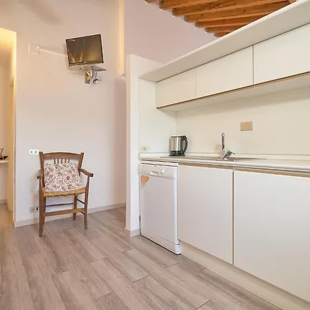 Apartment Il Chiostro & *