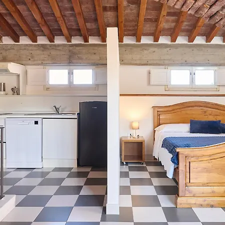 Apartment Il Chiostro & *