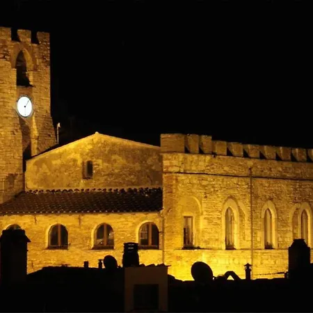 Il Chiostro & Apartamento Suvereto